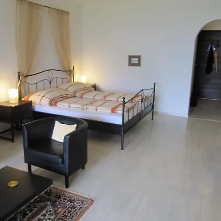 Ferienwohnung Mit Aussicht Und Pool Gambarogno